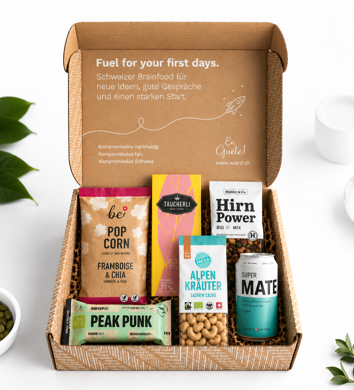 Geöffnete wiant Onboarding-Box mit Schweizer Brainfood-Produkten