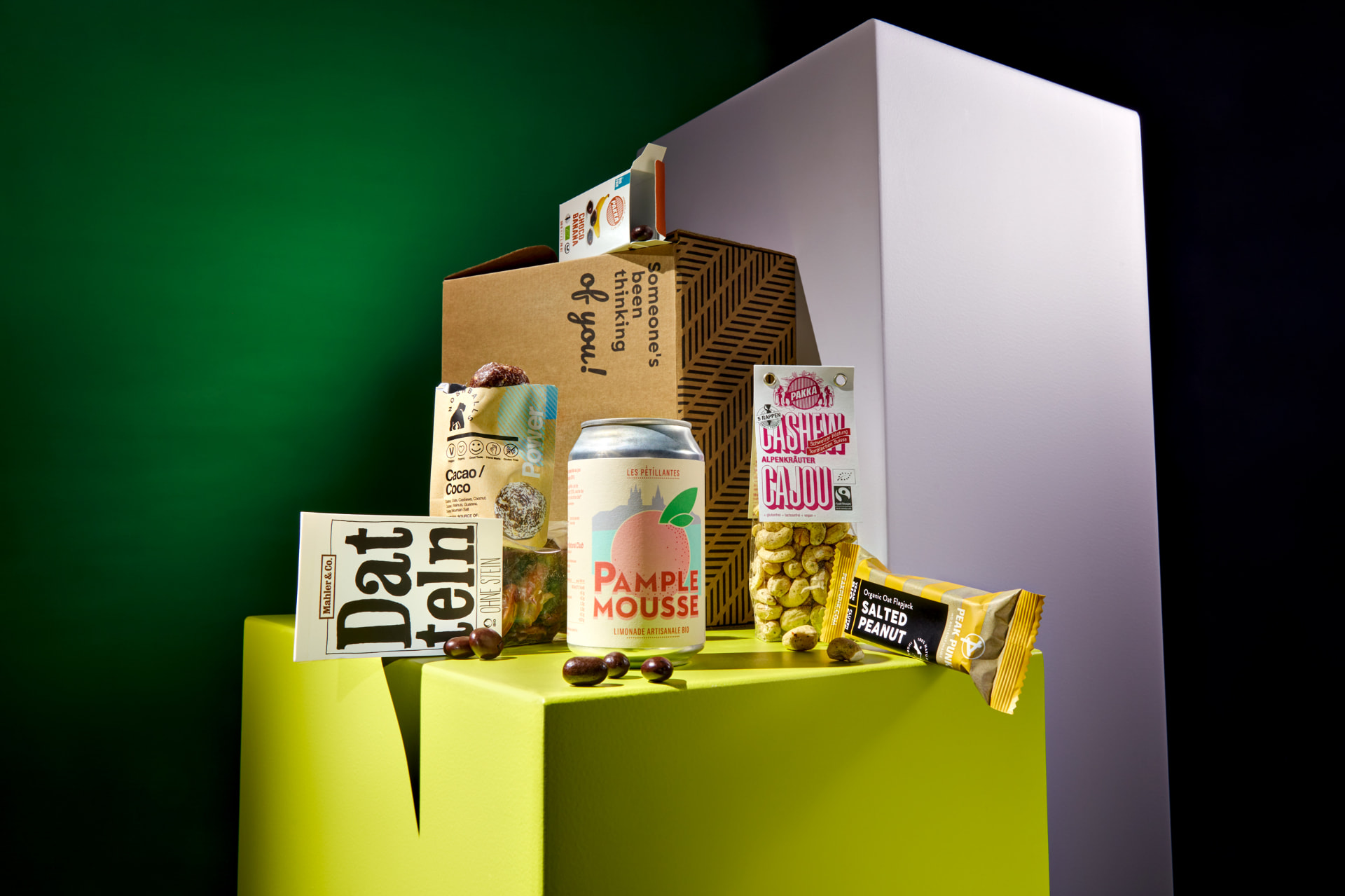 WIANT Geschenkbox mit Schweizer Snacks und Getränken